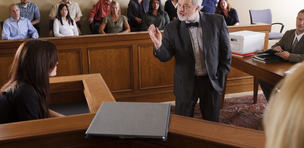 Why Should Your Business Hire Corporate Lawyers In Delhi
